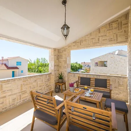 Luxury With Heated Pool And Jacuzzi 02 Villa