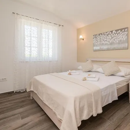 Luxury With Heated Pool And Jacuzzi 02 * Вир