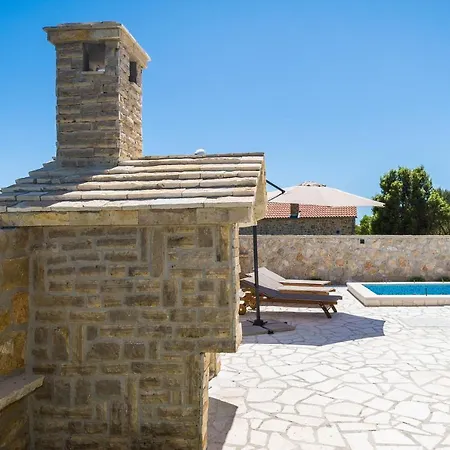 Luxury With Heated Pool And Jacuzzi 02 * Вир